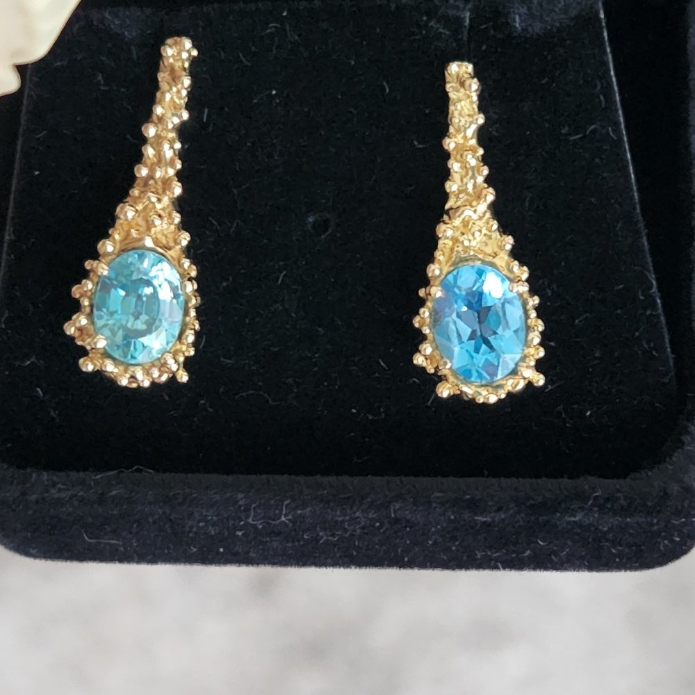 Unique Blue Zircon Earrings 18k Yellow Gold